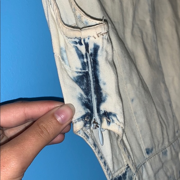 Dress - Picture 3 of 6